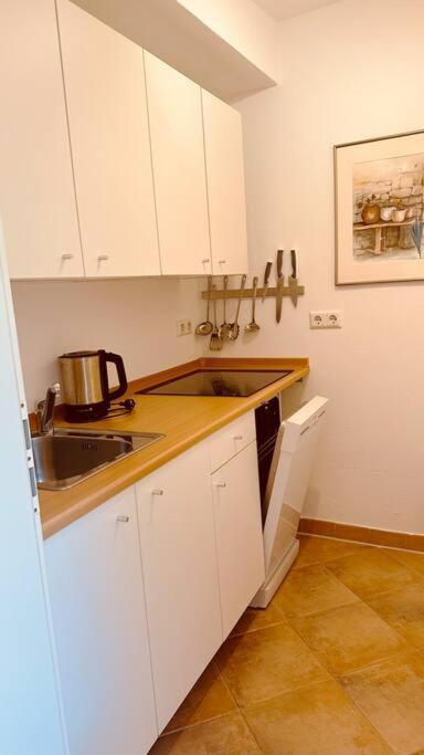 Kuenstler Ferienwohnung Am Weilburger Schloss, Marktplatz 9 Esterno foto